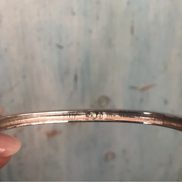 Swarovski sterling silver hinged bracelet loaded with Swarovski crystals - Picture 8 of 10